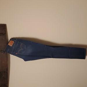 Levi 524 Jeans